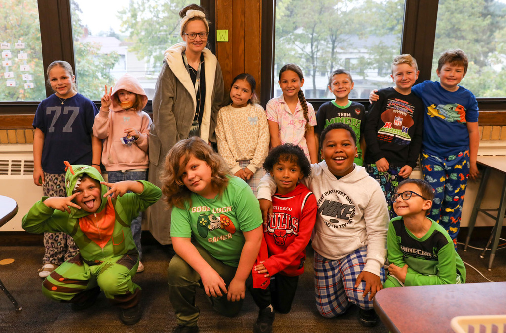 class picture in pajamas