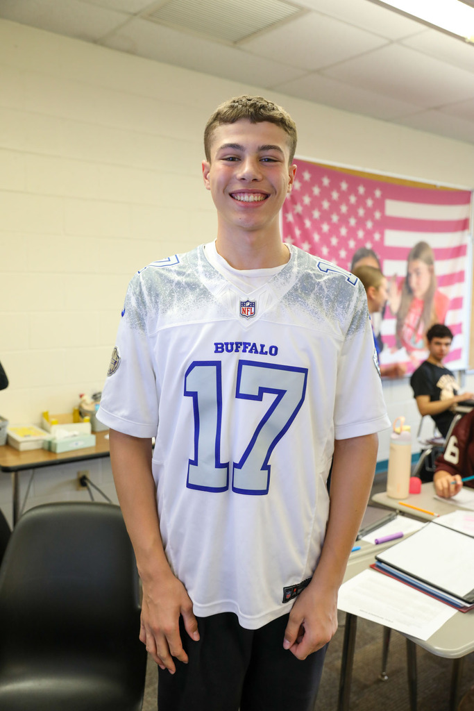 Student in bills jersey