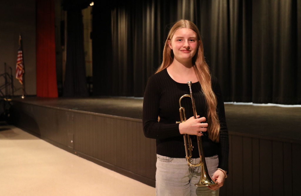 Elinor Lawson holding her trumpet