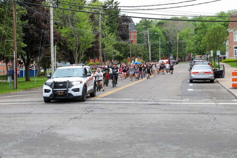 walk to school day