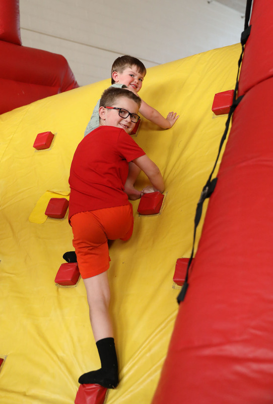 kids climbing