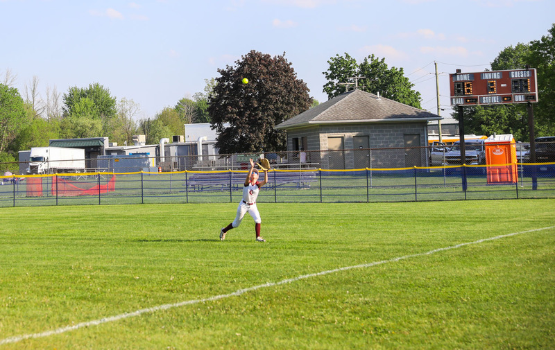 outfielder catching ball
