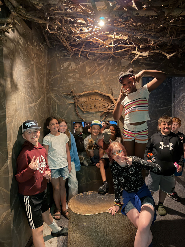 kids at science museum