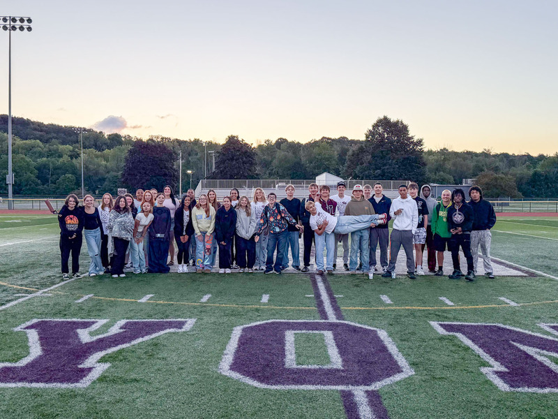 senior class in front of the sunrise