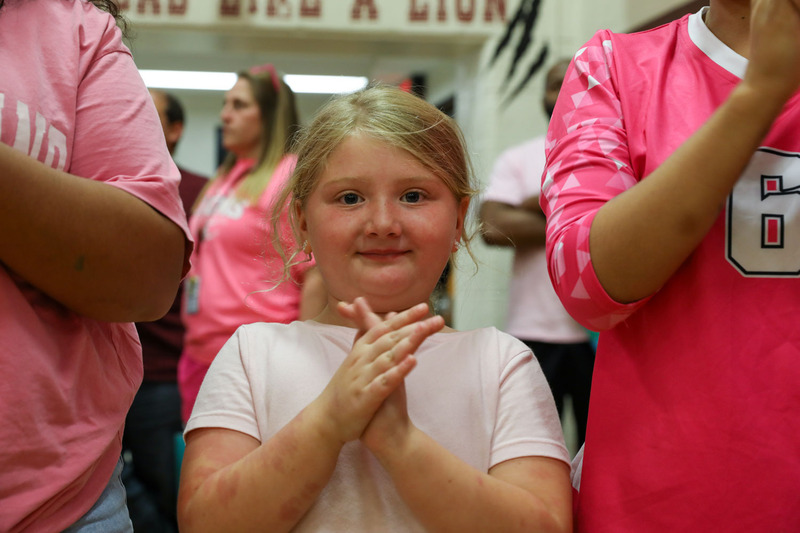 youth clapping