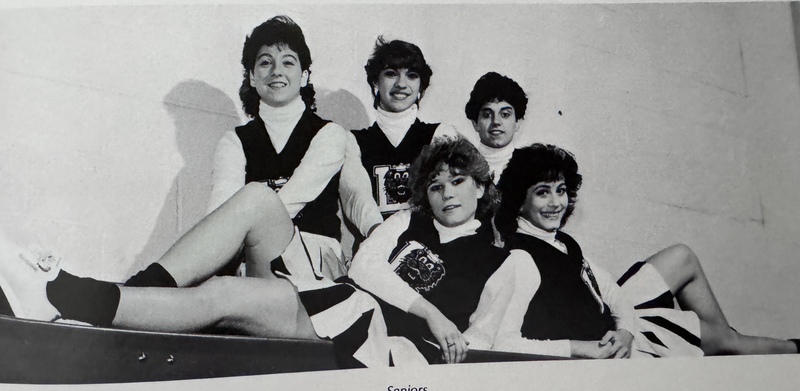 1986 cheerleaders