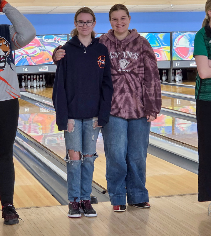 girls at sectionals for bowling