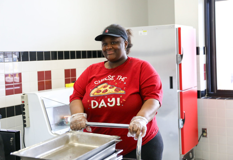 Middle High School Lunch team serving