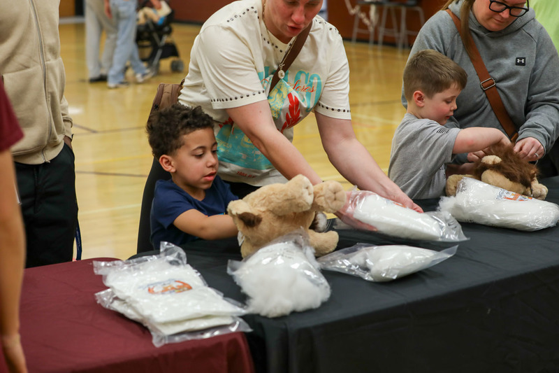 student building a lion