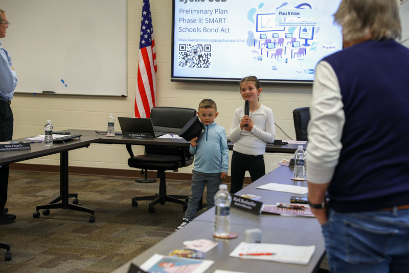 powell children saying pledge