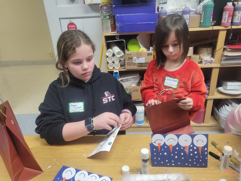 Students making crafts before the winter break.