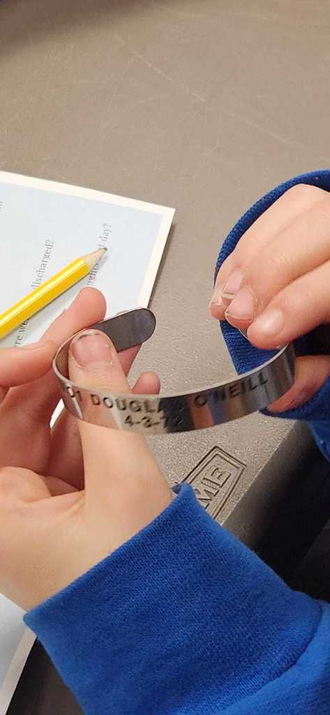 pictures of students interviewing and meeting veterans.