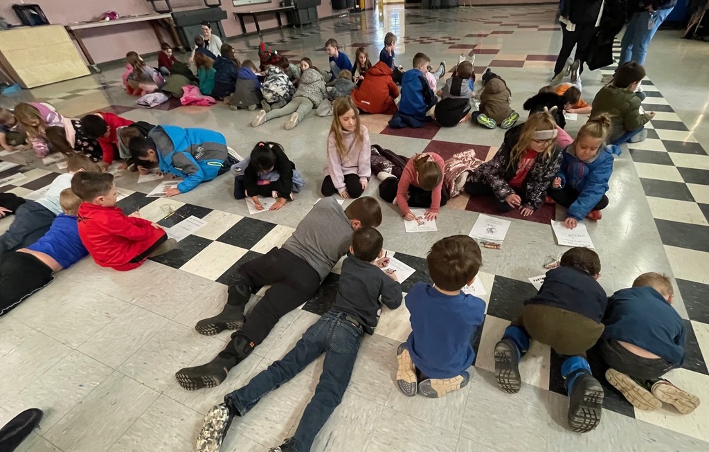 Old and new students combined to get to know each other while working on activities. 