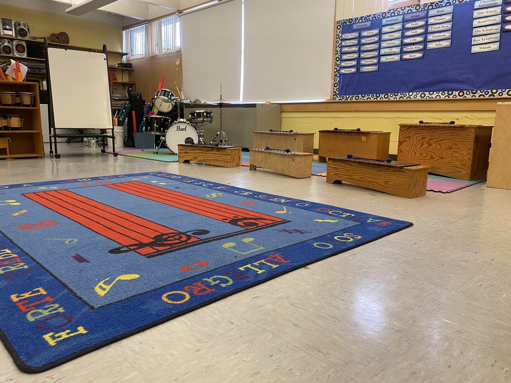 Pictures of music room