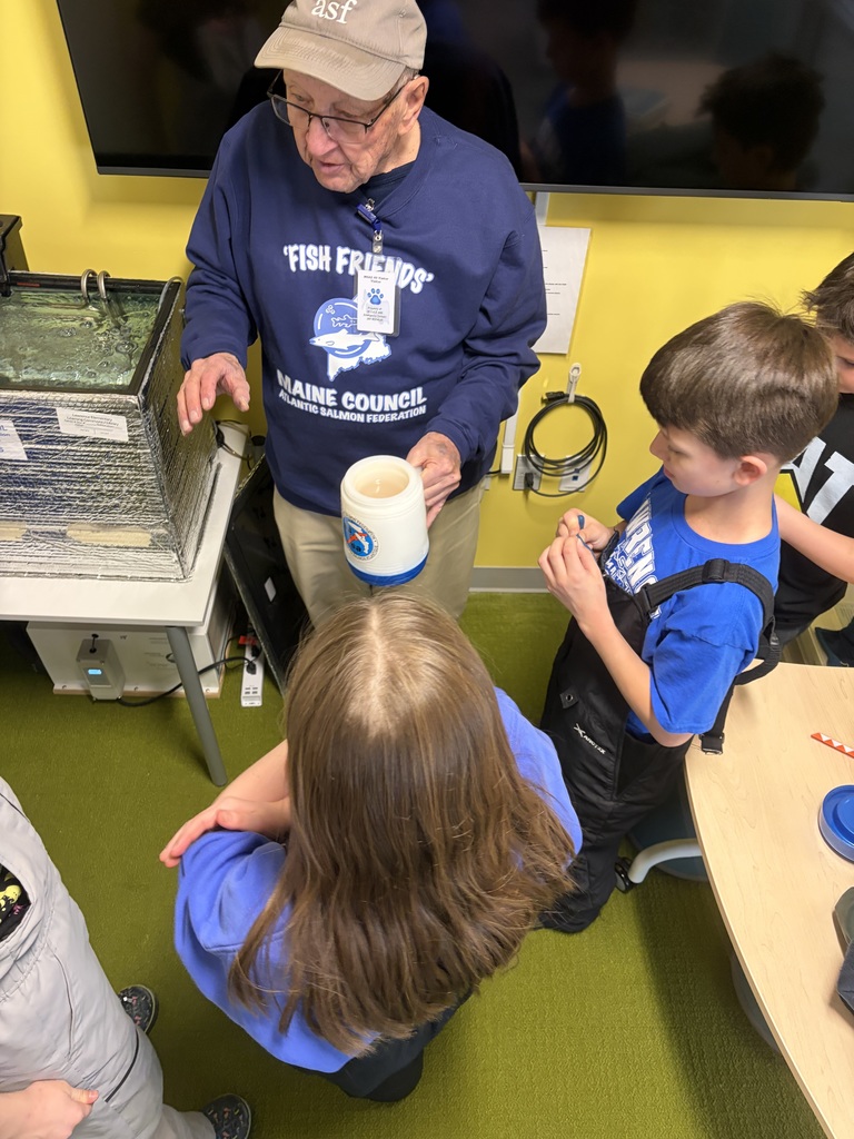 Lawrence Elementary's 4th Grade Explorers Club  during a salmon egg activity.