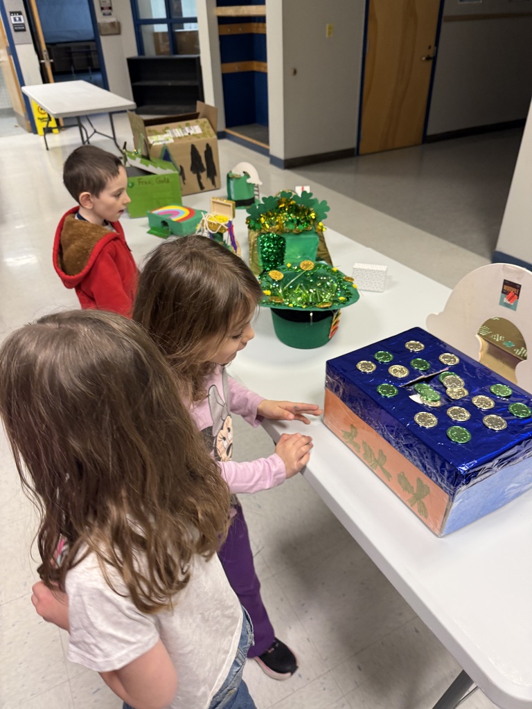 students celebrating st patricks day
