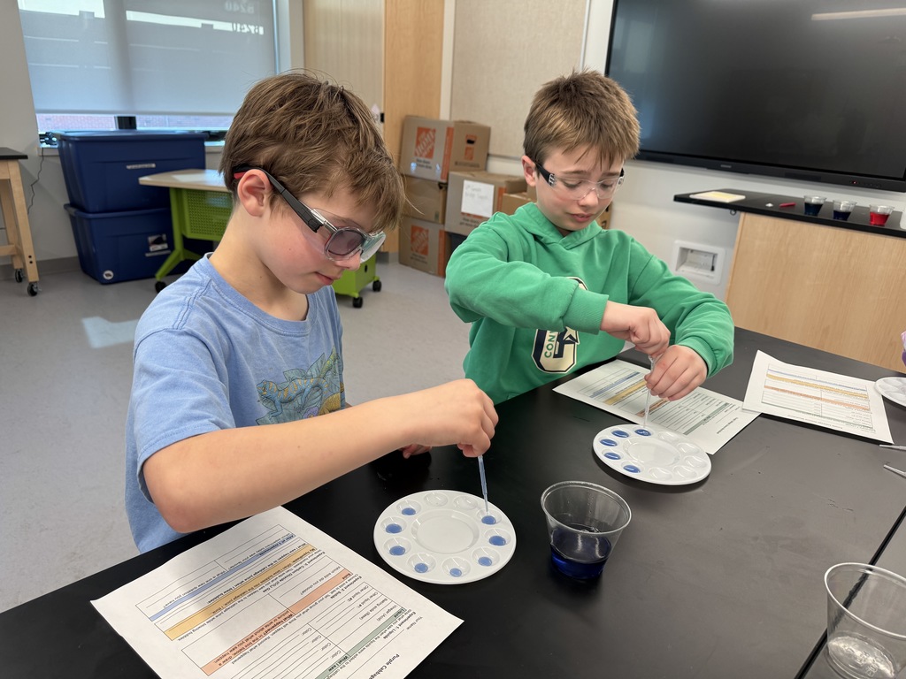 students working on labs. 