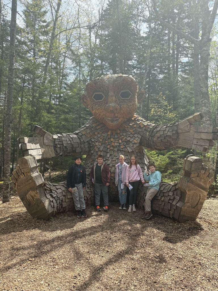 pictures of students at Coastal Maine Botanical Gardens