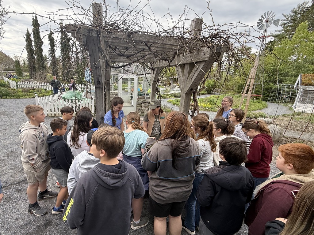 pictures of students at Coastal Maine Botanical Gardens