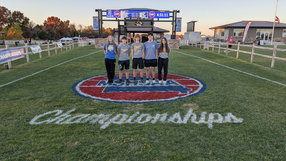 Cross Country Team at the finish line at Gans Creek in Columbia the day before the race.