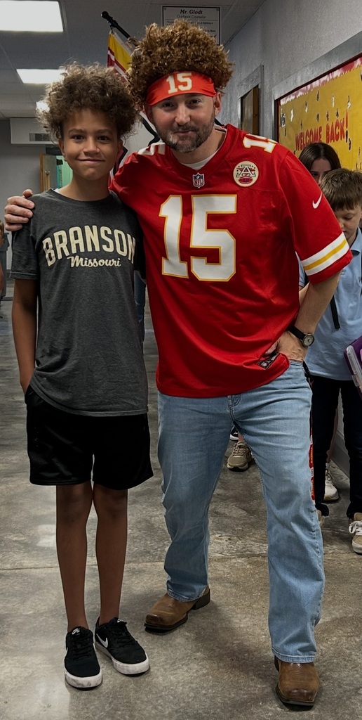We're twinsies...Patrick Mahomes style!