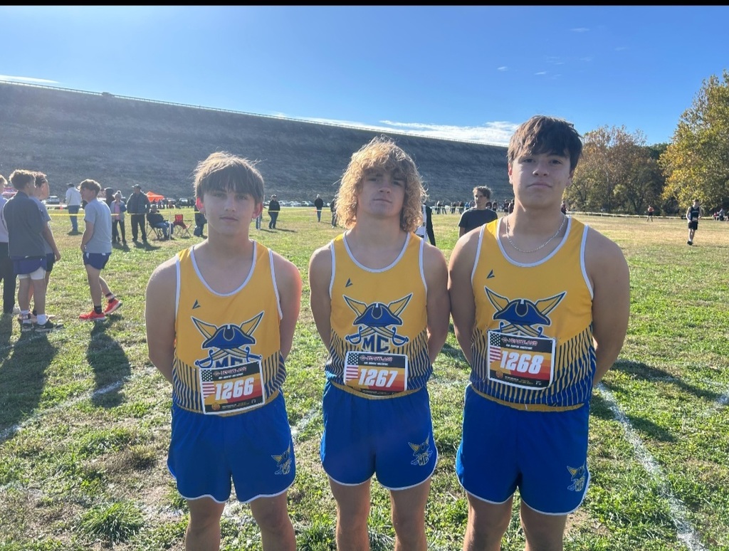 XC Boys pose before the race