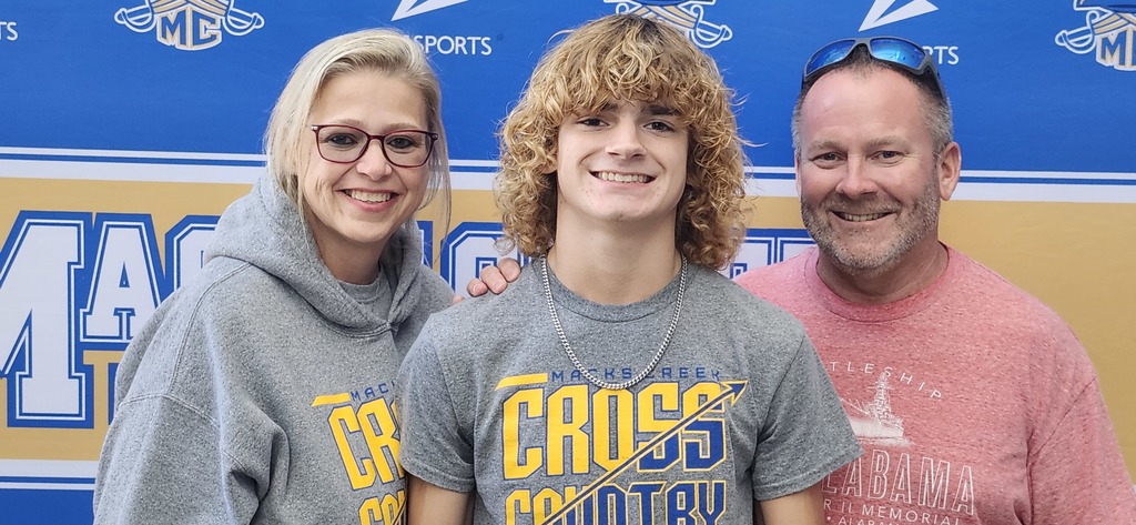 Close up shot of Carter and Parents