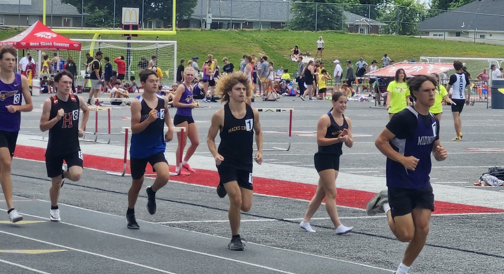 Students at Nixa Sectionals