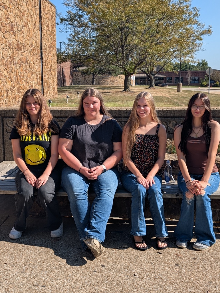 district choir girls