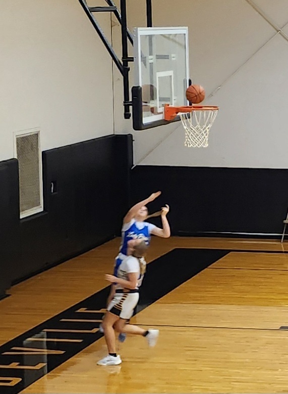 Brooklyn makes a layup!