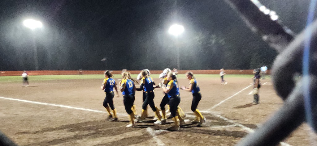 Brooke hit a 3 run homer!