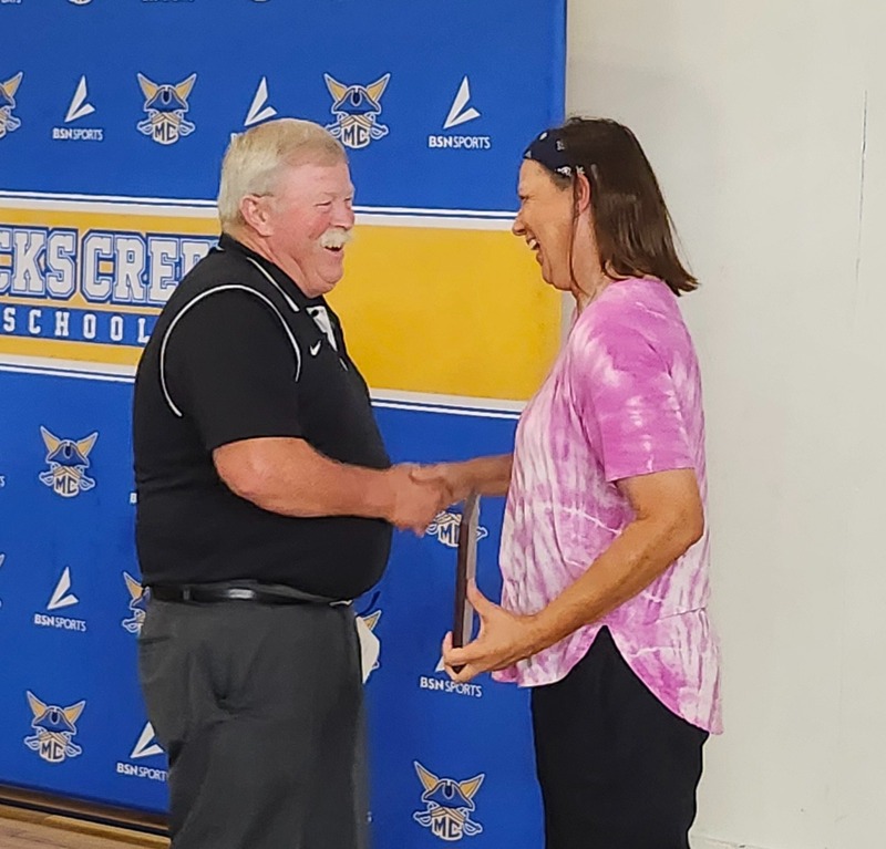 Becky receives her award