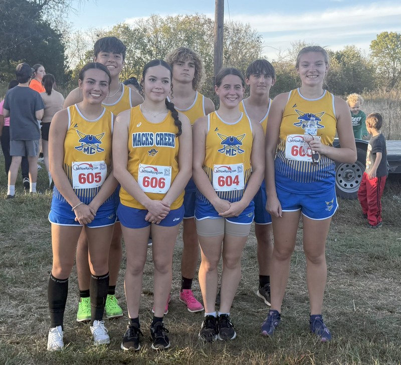 XC Cross Country Team at Humansville