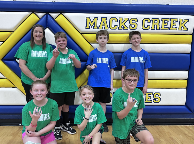 Biddyball Team Photo 