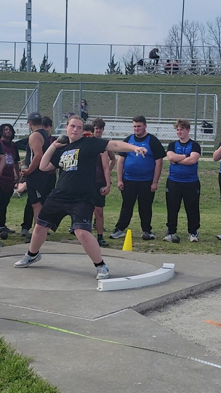 Marshall throws the shot