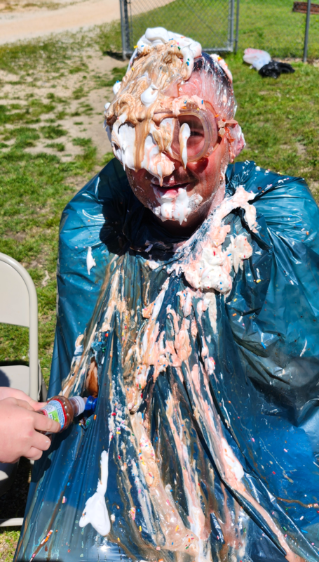 Human Sundae Building!