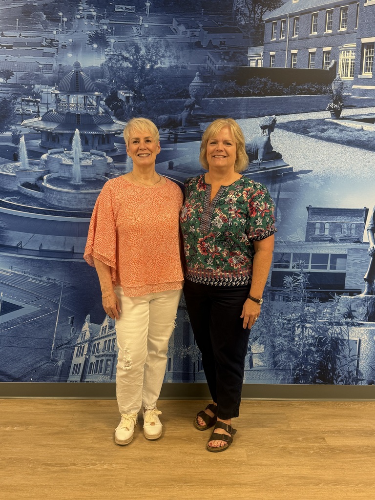 Dee and Mary Lynn