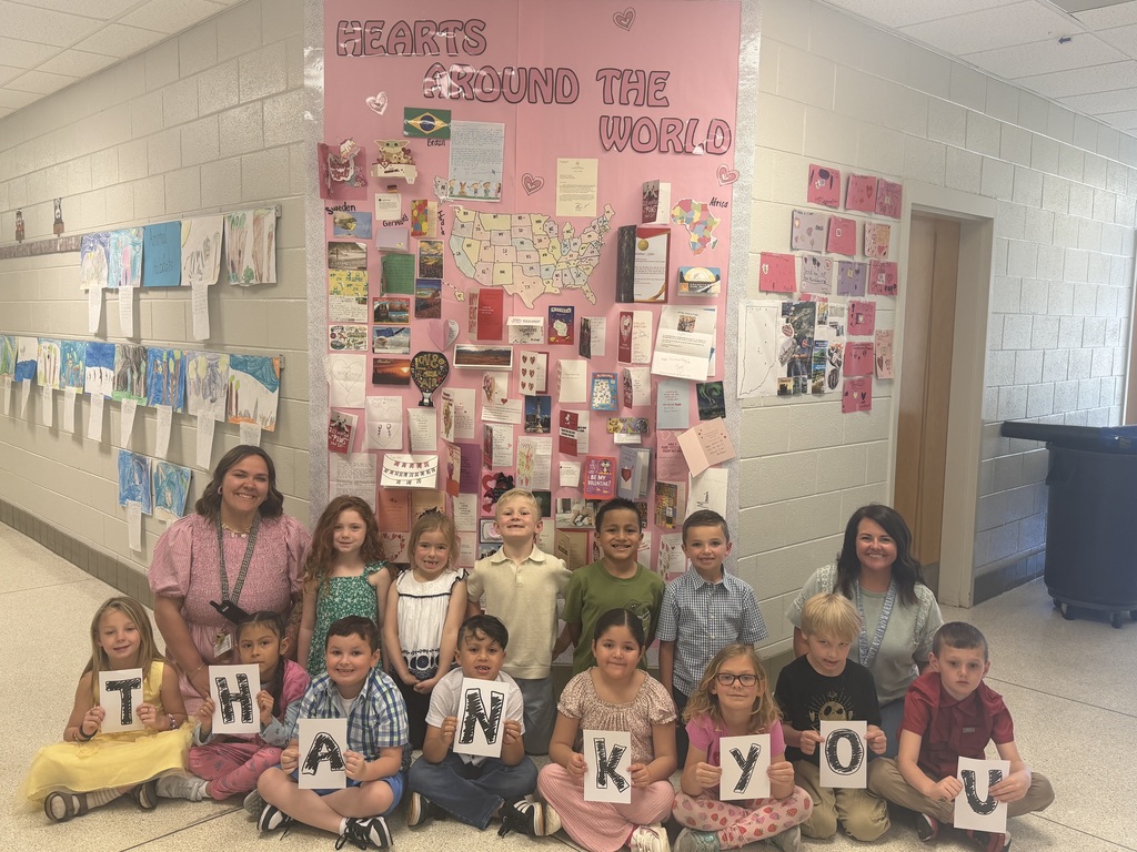 Photo of the students in Mrs. Teem's class holding a thank you sign.