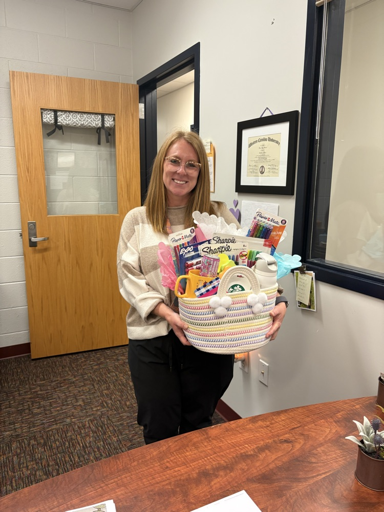 Basket Prize Winner Ms. Holcombe 