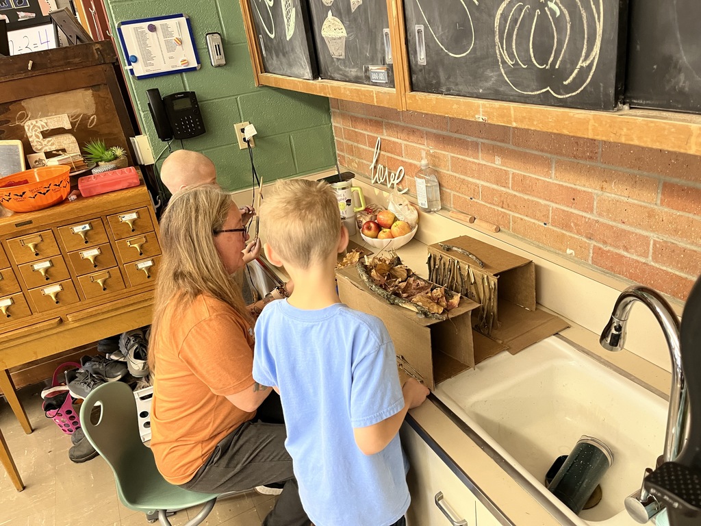 Creative minds building