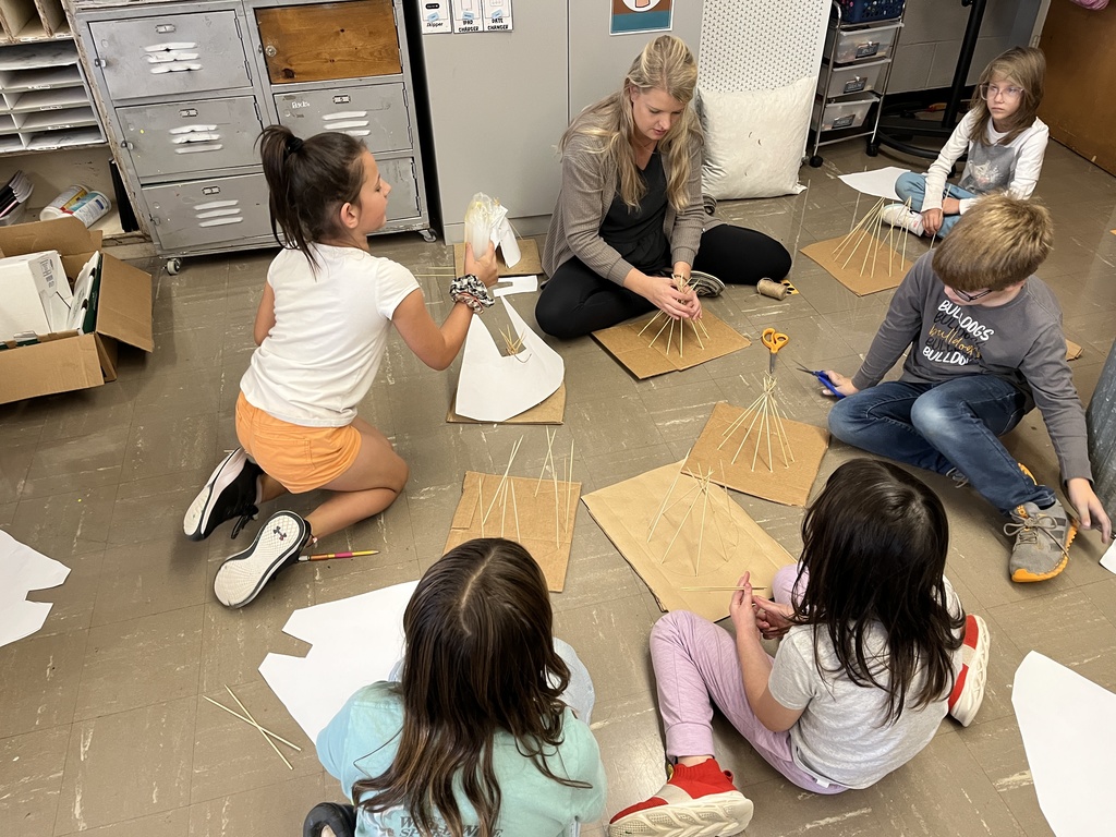 Creative minds building