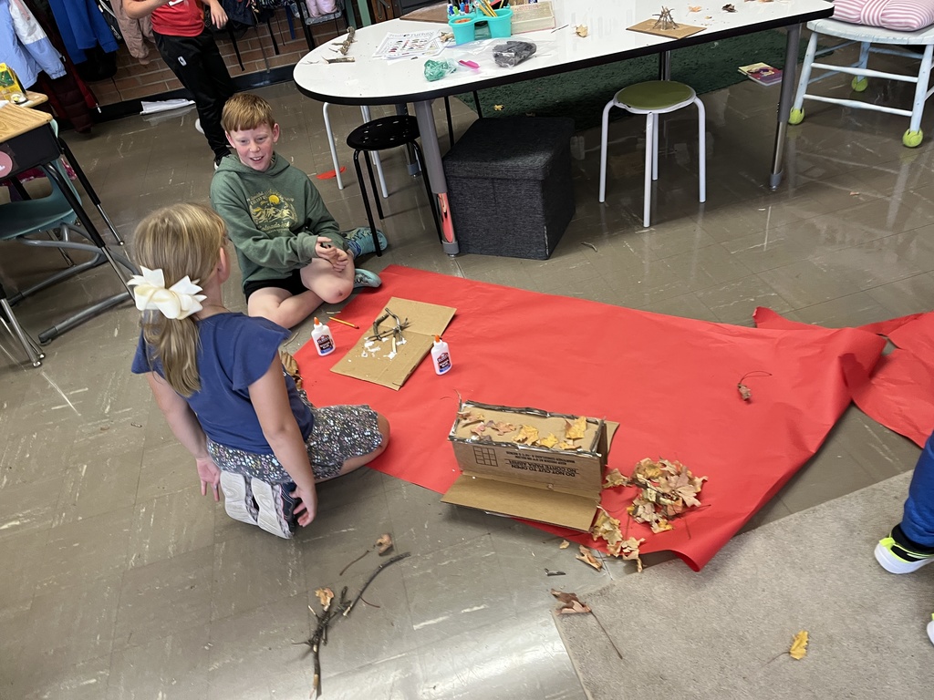 Creative minds building