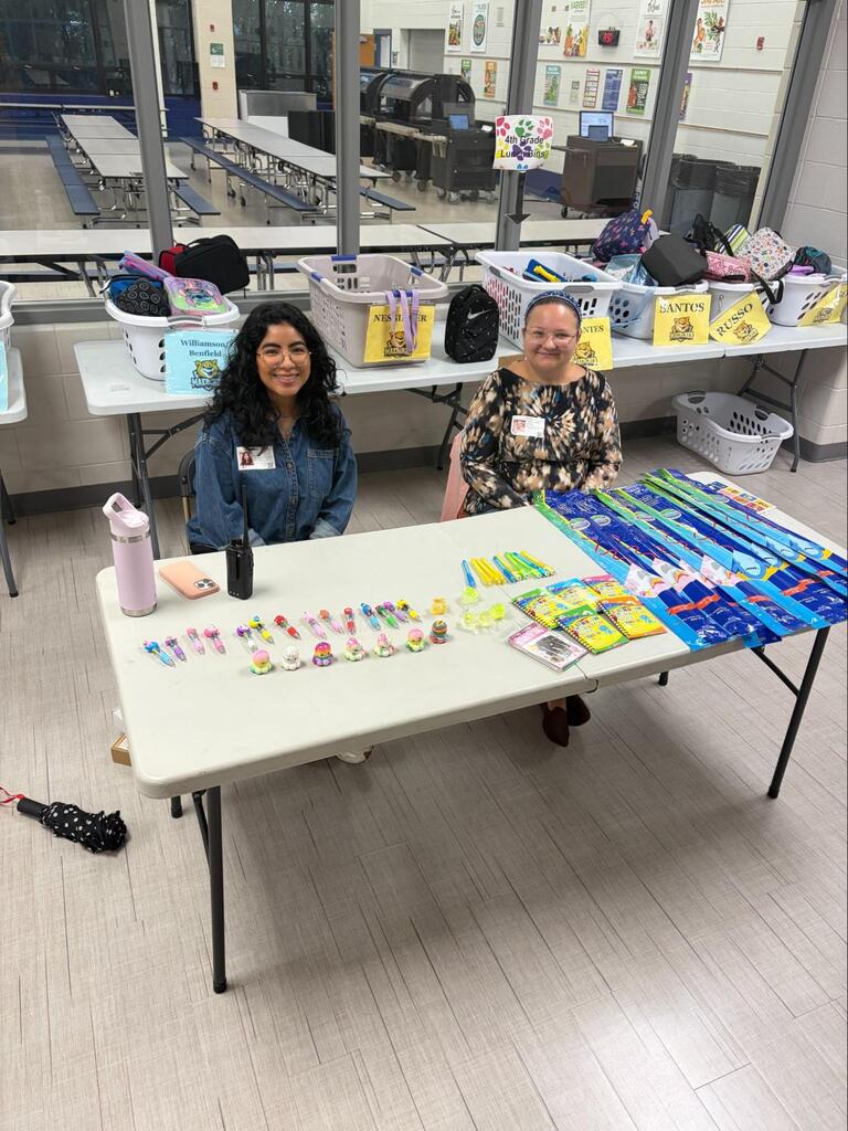 pta volunteers at hispanic heritage month event