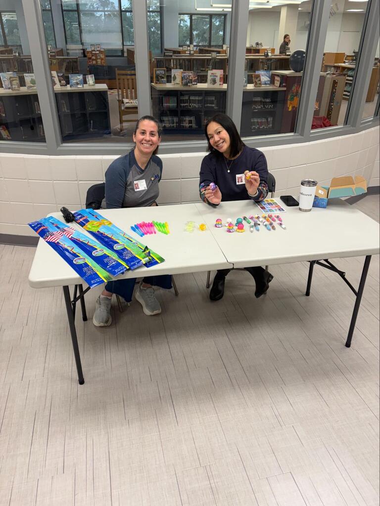 pta volunteers at hispanic heritage month event