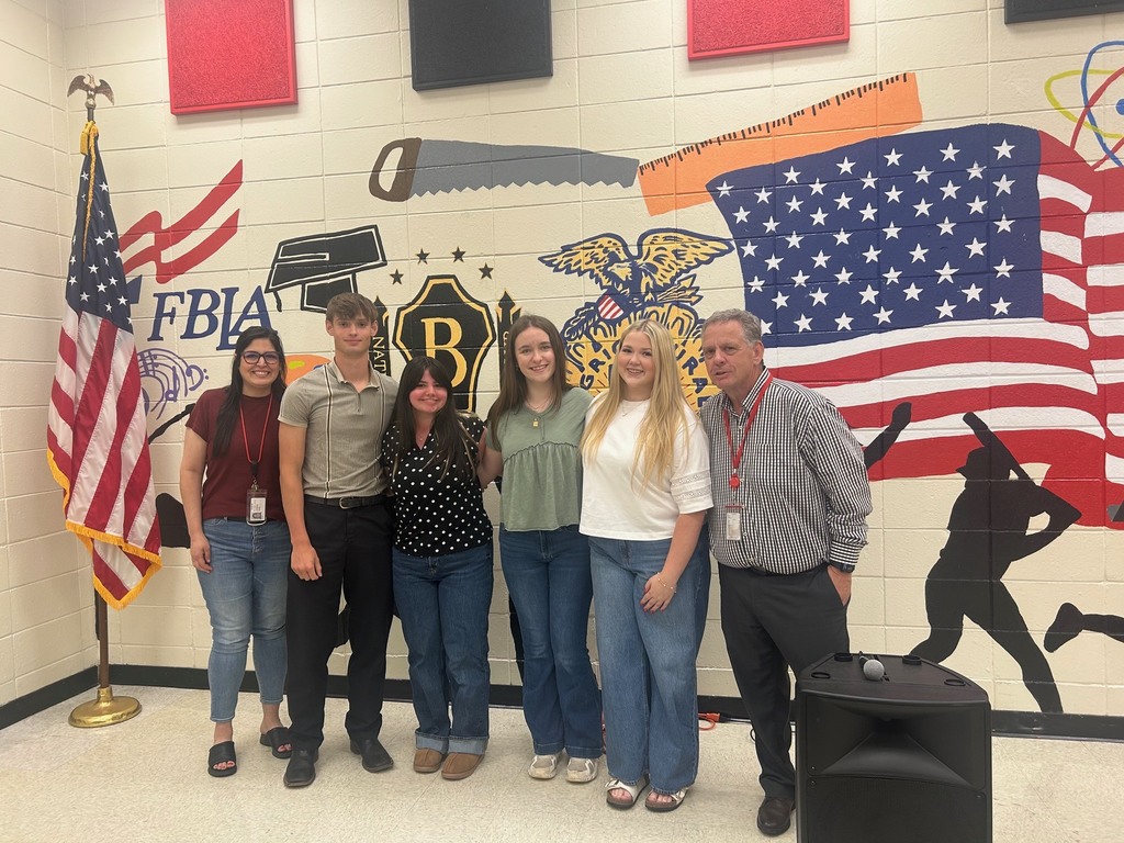 MHS Counselor Veronica Rosin, American Legion Arkansas Boys State Delegate Daniel Green, American Legion Auxiliary Arkansas Girls State Delegates Kauree Bennett, Kasha Sewell and Abby Crandall and MHS Principal Matt Binford