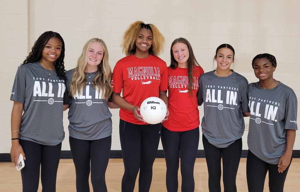 Senior Members  MHS Volleyball