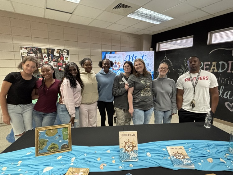 Author Katarina Vaughn visits MHS Library
