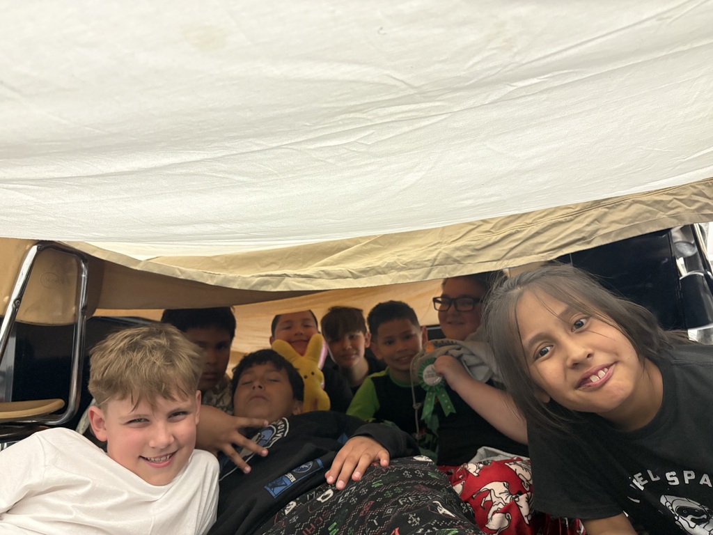 fort building