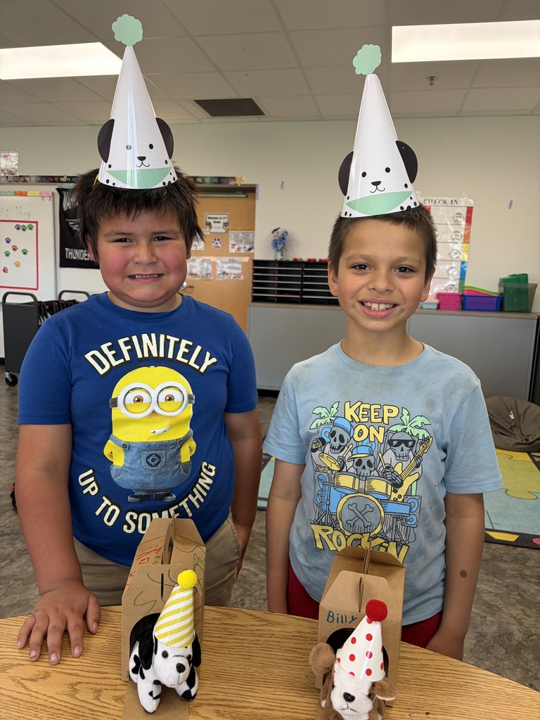Today we celebrated each kiddo in Mrs. Bruce’s being born and having a great year. They adopted a puppy and decorated their doghouse. 😊😊