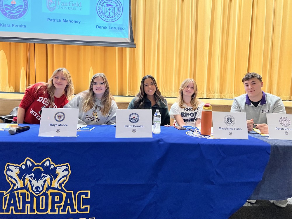 Mahopac Alumni Return to Share College Insights With the Class of 2026